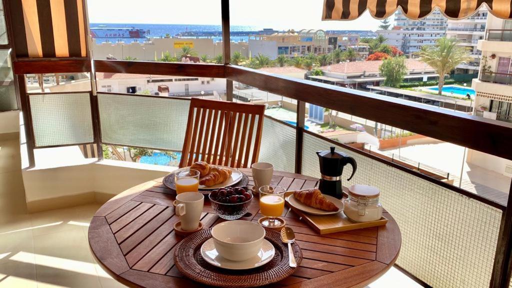 Vistas Al Mar Jardines Canarios Los Cristianos 洛斯克里斯蒂亚诺斯 外观 照片