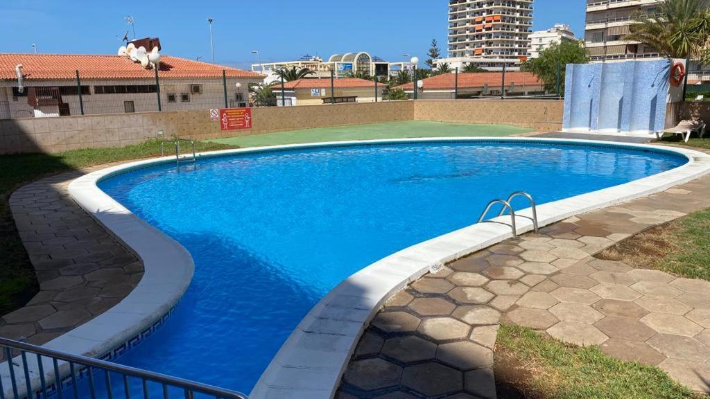 Vistas Al Mar Jardines Canarios Los Cristianos 洛斯克里斯蒂亚诺斯 外观 照片